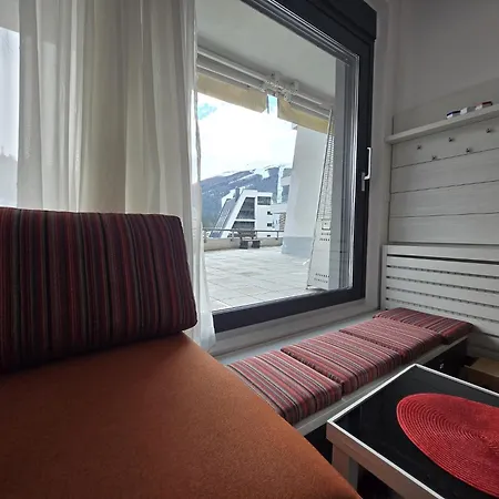 & Sundeck